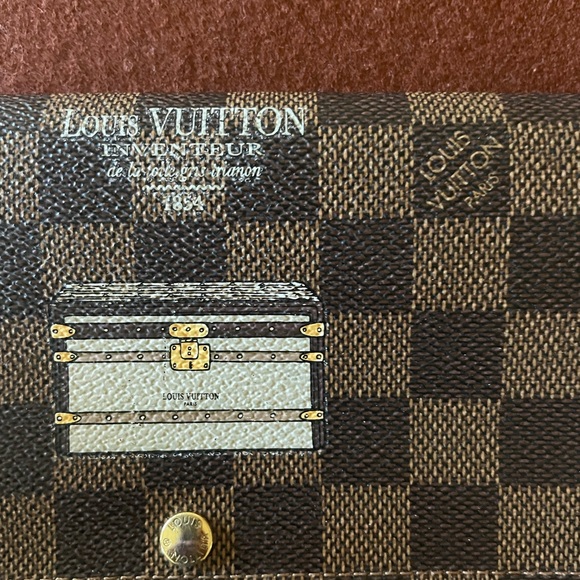Louis Vuitton limited edition monogram Inventeur Trunks & Lock Sarah Wallet - Picture 2 of 6